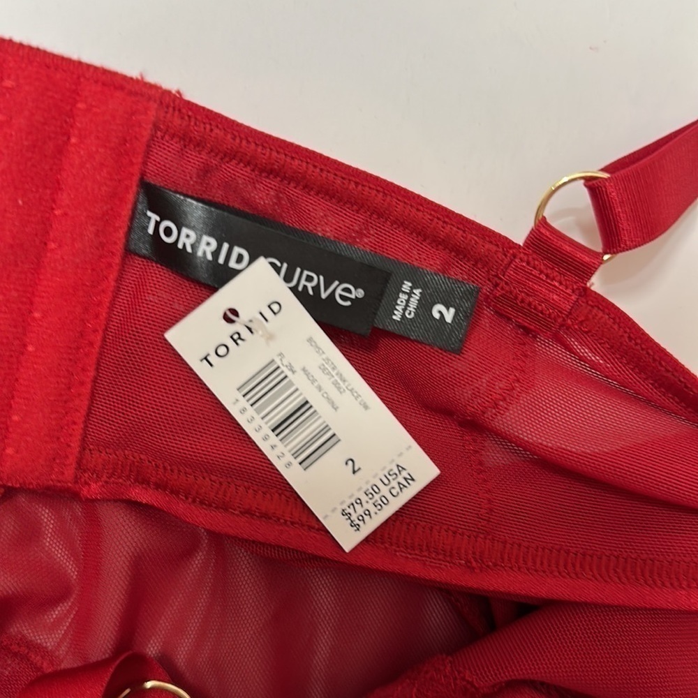 Torrid red SEXY STRAPS AND LACE BODYSUIT - Picture 11 of 11